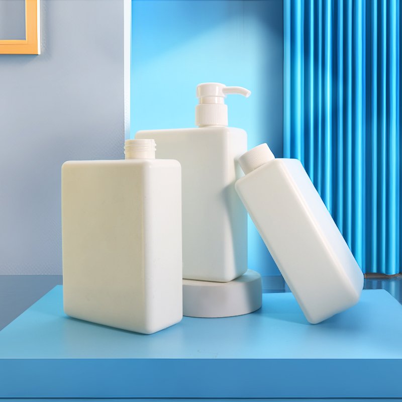 Bath & Body 600ml Rectangular PE Plastic Bottle – 28mm Neck