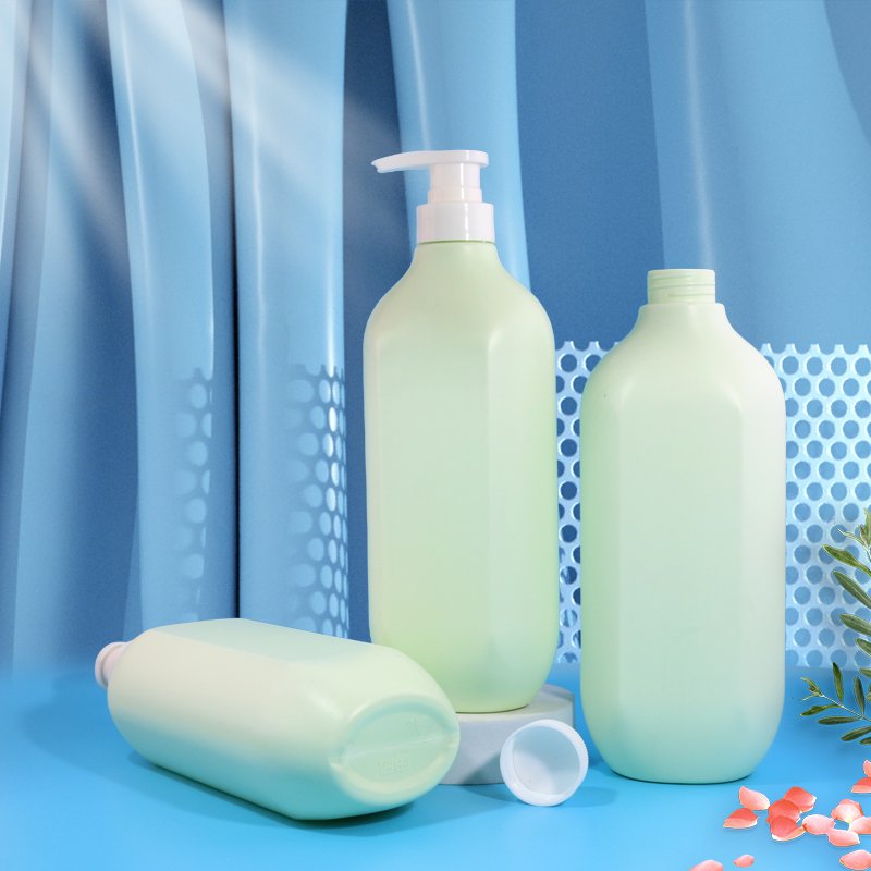800ml HDPE Bath Bottle