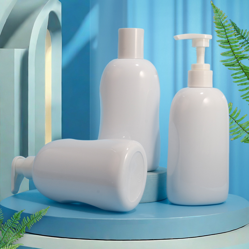 300ml PET Cosmetic Bottle with Lotion Pump & Screw Cap (24/410 Neck)