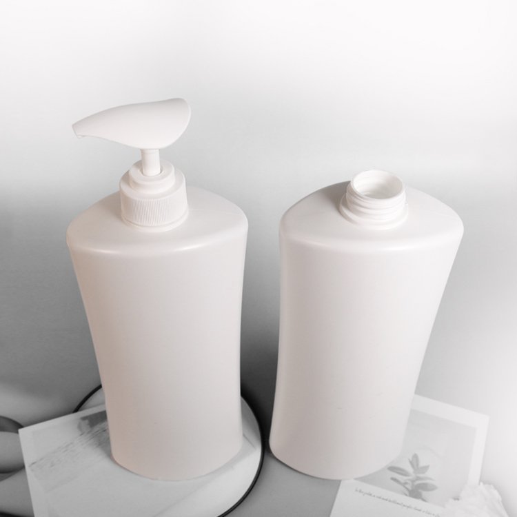 750ml PE Bottle
