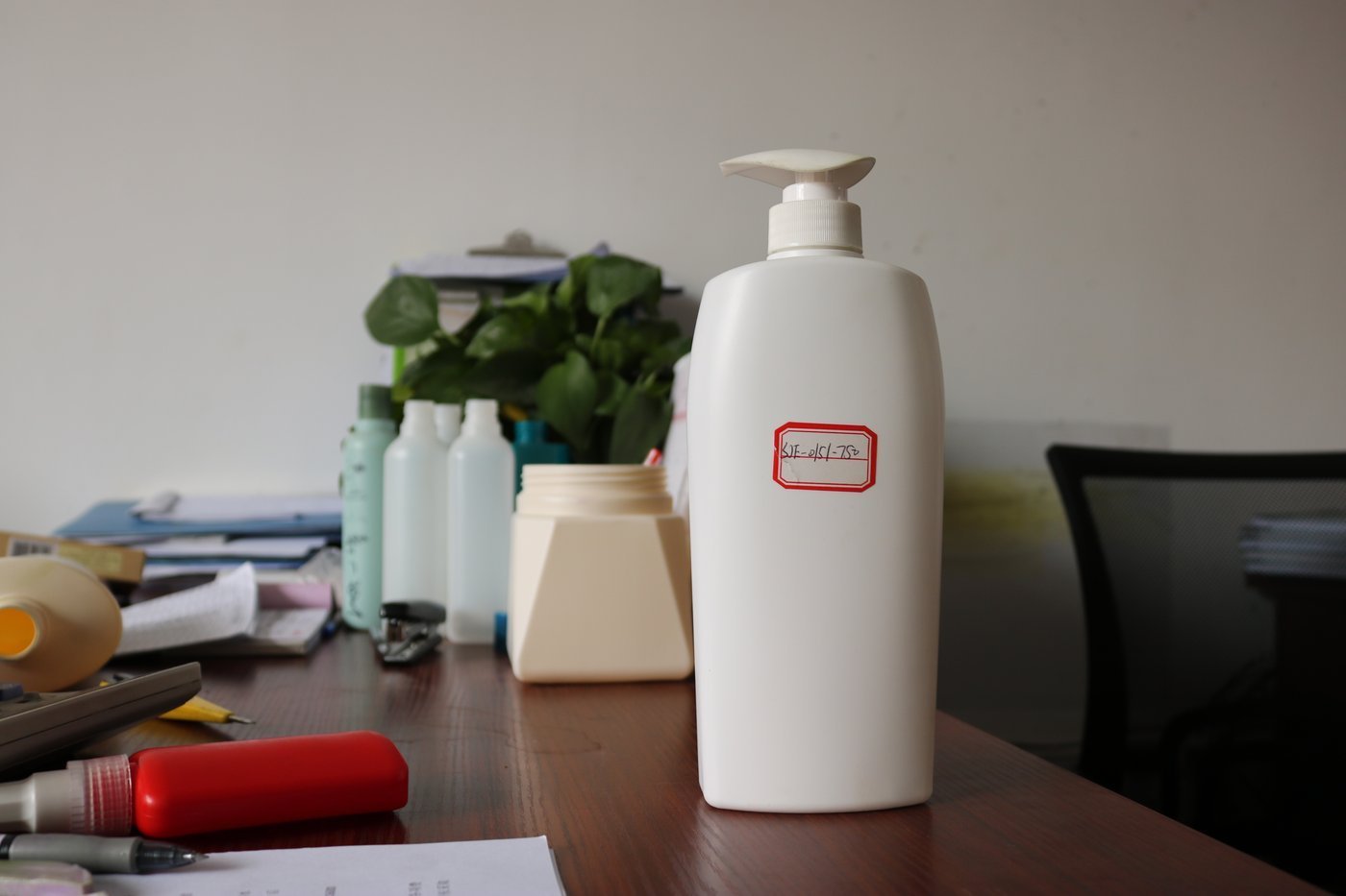 750ml PE Bottle