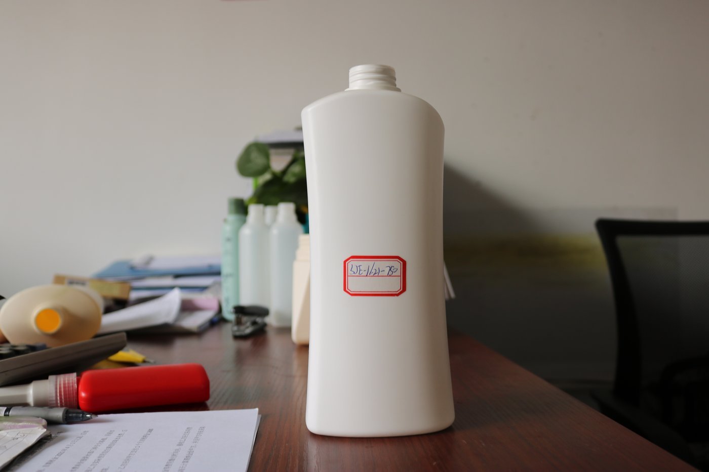 750ml PE Bottle