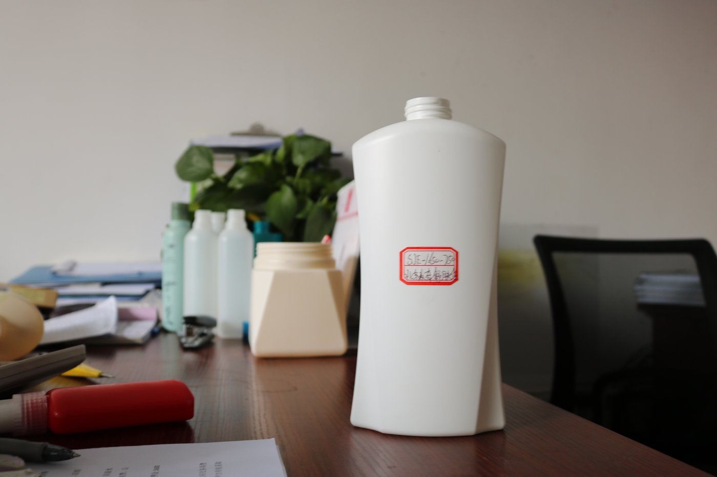 750ml PE Bottle