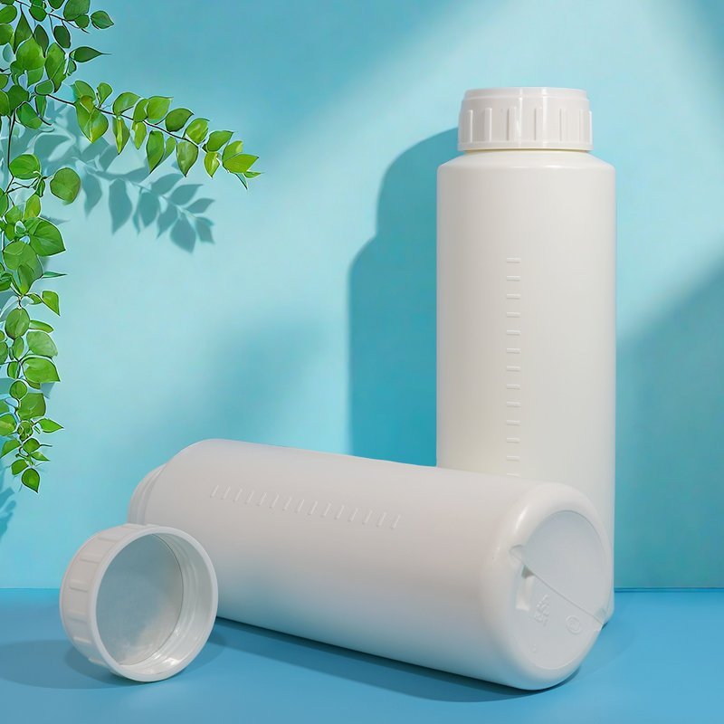 700ml PE Bottle