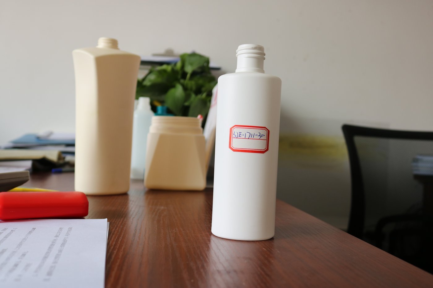 SJE-1711-300 300ml PE Bottle