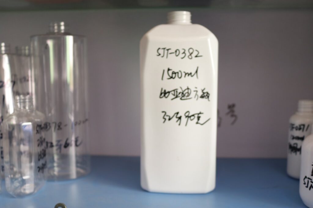 1500ml PET Bottle